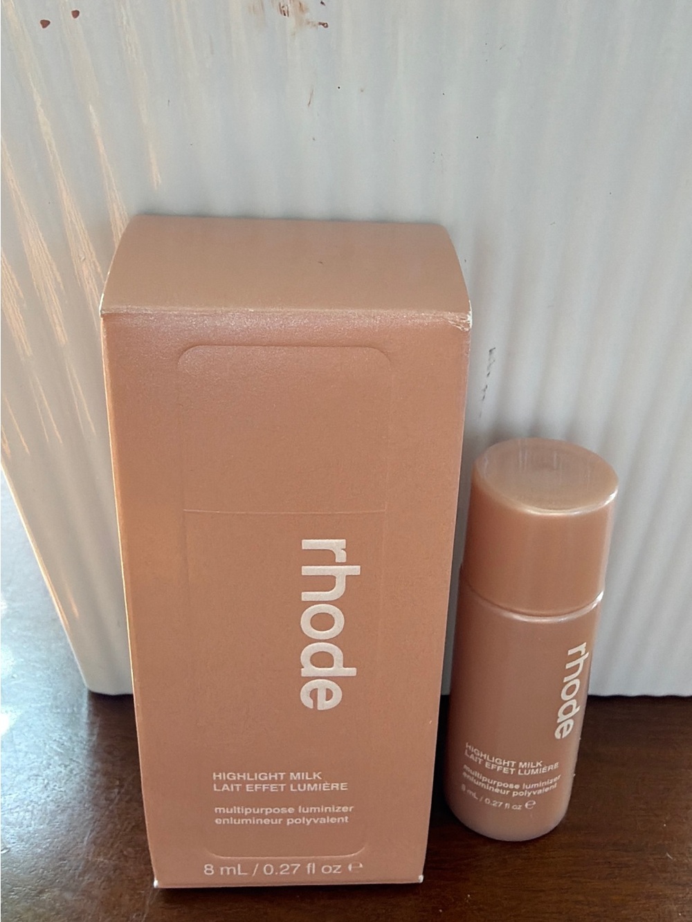 RHODE Highlight Milk Luminizer — Nude Peach